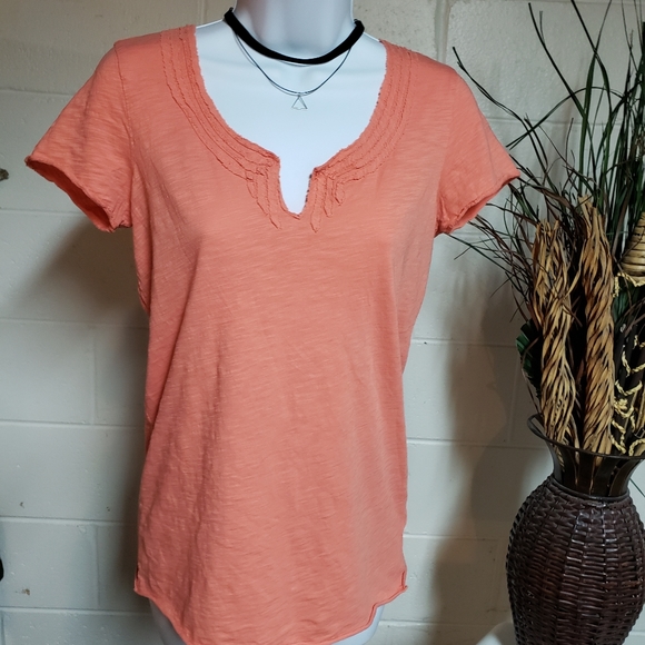 🏖 JCrew Tshirt - Picture 2 of 5